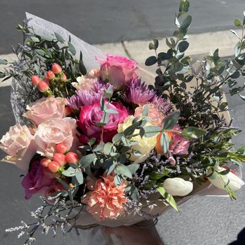 Ciat Flower - Florists Near Me - Fullerton, California Ciat Flower - Florists Near Me - Fullerton, California