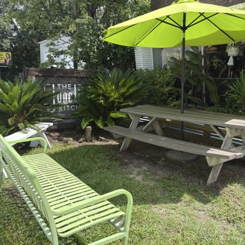 The Junction Kitchen - Outdoor area - Breakfast & Brunch Near Me - North Charleston, South Carolina