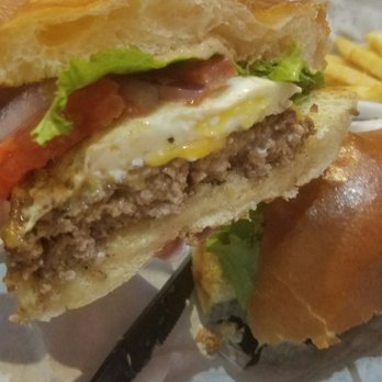 Lindy's on 4th - Burgers Near Me - Tucson, Arizona Lindy's on 4th - Burgers Near Me - Tucson, Arizona