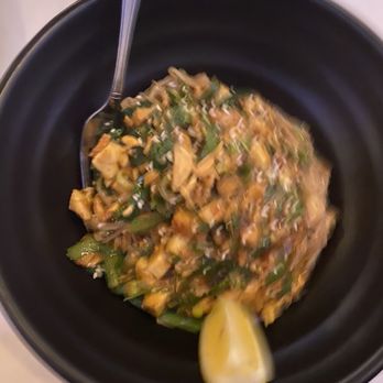 Pa Lian - Shan Noodle with Beyond Meat ( Gluten Free - Burmese Near Me - Wheaton, Illinois Pa Lian - Shan Noodle with Beyond Meat ( Gluten Free - Burmese Near Me - Wheaton, Illinois