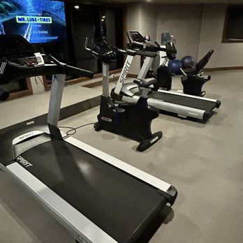 The Malcolm Hotel - Hotels Near Me - Canmore, Alberta The Malcolm Hotel - Hotels Near Me - Canmore, Alberta