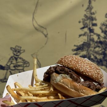 Broken Bow - Cheeseburger - Bars Near Me - Denver, Colorado Broken Bow - Cheeseburger - Bars Near Me - Denver, Colorado