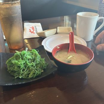 Kobe Teppanyaki & Sushi - Seaweed salad and miso soup - Japanese Near Me - Lincoln, California Kobe Teppanyaki & Sushi - Seaweed salad and miso soup - Japanese Near Me - Lincoln, California