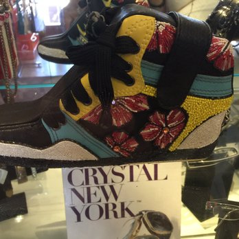 LuLu's La Quinta - Sneaker handbag - Accessories Near Me - La Quinta, California