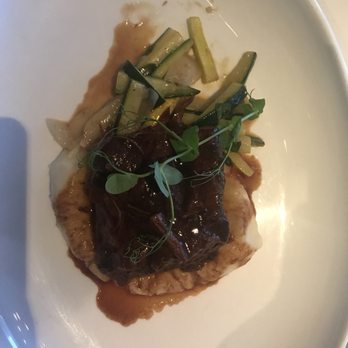 Aria - short rib of beef, green Ola farm squashes, pearl onions, potato purée - New American Near Me - Atlanta, Georgia Aria - short rib of beef, green Ola farm squashes, pearl onions, potato purée - New American Near Me - Atlanta, Georgia