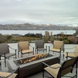 Fielding Hills Winery - Gorgeous view at Fielding Hills Winery