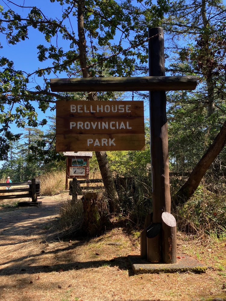 Bellhouse Provincial Park Logo
