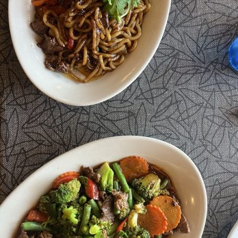 Manola's Thai Cuisine - E4. Phad Beef & Broccoli N6. Spicy Udon - Thai Near Me - San Antonio, Texas Manola's Thai Cuisine - E4. Phad Beef & Broccoli N6. Spicy Udon - Thai Near Me - San Antonio, Texas
