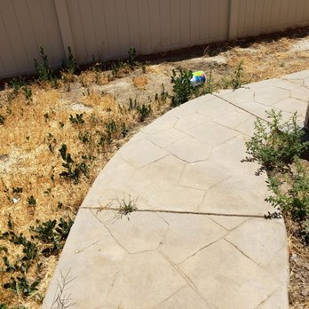 Advantage Landscapes - Walkway before - Landscaping Near Me Advantage Landscapes - Walkway before - Landscaping Near Me