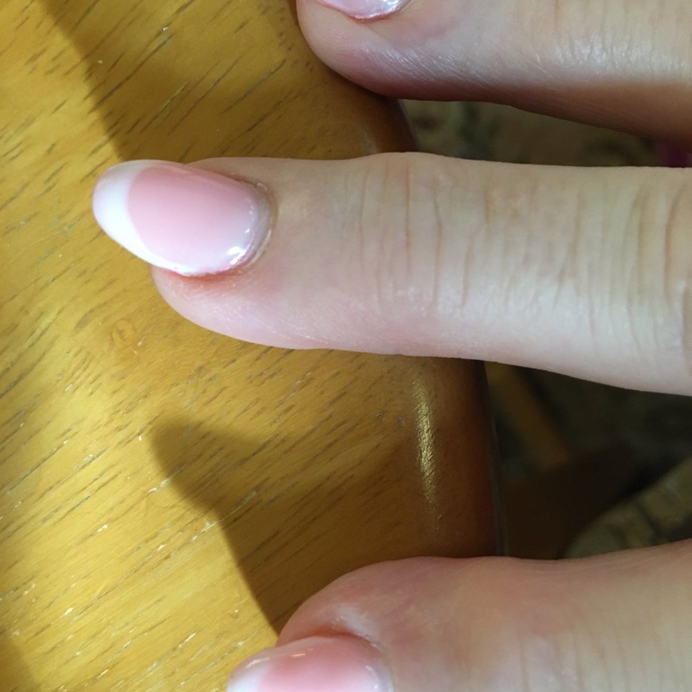 Horrible gel nails! Horrible gel nails!
