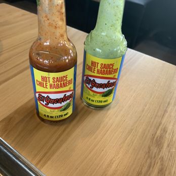 Taco Reho - Sauces on the table - Food Trucks Near Me - Rehoboth Beach, Delaware Taco Reho - Sauces on the table - Food Trucks Near Me - Rehoboth Beach, Delaware