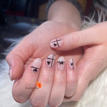 Maxim Nails & Day Spa - Full set Almond Acrylic natural pink and designs - Nail Salons Near Me - Orlando, Florida Maxim Nails & Day Spa - Full set Almond Acrylic natural pink and designs - Nail Salons Near Me - Orlando, Florida