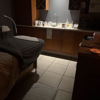ME SPA - Naperville - Facial room - Day Spas Near Me - Naperville, Illinois