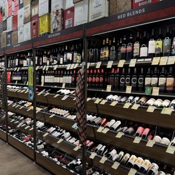 Total Wine & More - wine selection of red blends at this location. - Beer, Wine & Spirits Near Me - Woodbridge, Virginia Total Wine & More - wine selection of red blends at this location. - Beer, Wine & Spirits Near Me - Woodbridge, Virginia
