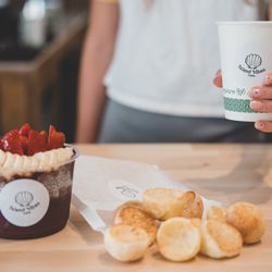 Island Vibes Cafe - Gluten free Brazilian cheese bread