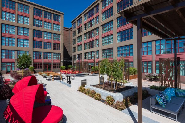 Aqua Via Apartments 125 2nd St Oakland Ca Apartments Mapquest