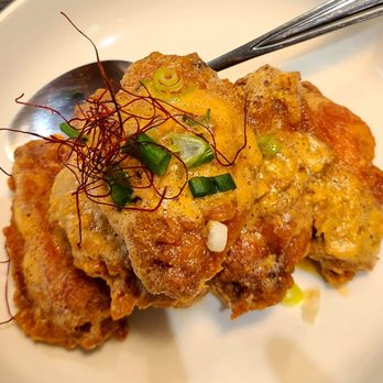 Yi Xin Cafe - Salted Eye Yolk Fried Chicken Wings - Hong Kong Style Cafe Near Me - Honolulu, Hawaii Yi Xin Cafe - Salted Eye Yolk Fried Chicken Wings - Hong Kong Style Cafe Near Me - Honolulu, Hawaii