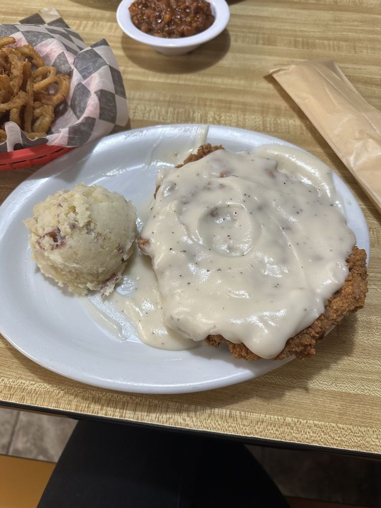 UNION STATION CAFE Updated August 2024 13 Photos 916 S Section St