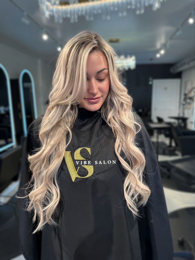 Vibe Salon Logo
