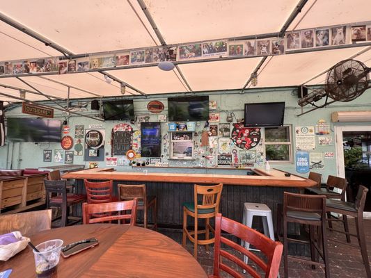 Big Dog Station by null