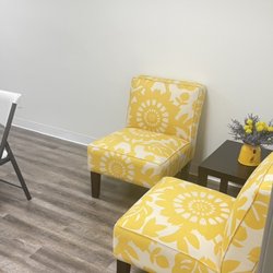 Speech Plan - Cozy, comfortable seating area for counseling