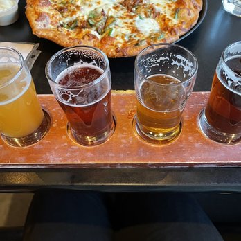 Matanuska Brewing - Midtown Anchorage - Astro fuzz ipa, backcountry blueberry, magnitude 9.2, wee heavy scotch ale - flight - American Near Me - Anchorage, Alaska Matanuska Brewing - Midtown Anchorage - Astro fuzz ipa, backcountry blueberry, magnitude 9.2, wee heavy scotch ale - flight - American Near Me - Anchorage, Alaska