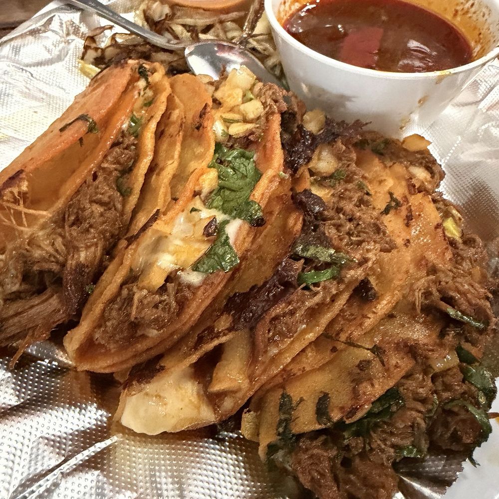 Birria tacos Birria tacos