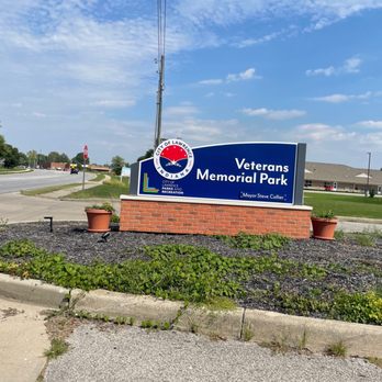 Veteran's Memorial Park - Parks Near Me - Indianapolis, Indiana Veteran's Memorial Park - Parks Near Me - Indianapolis, Indiana