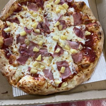 Deli News Pizza - Medium Hawaiian Pizza - Italian Near Me - Long Beach, California Deli News Pizza - Medium Hawaiian Pizza - Italian Near Me - Long Beach, California