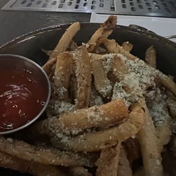 The Crunkleton - Cocktail Bars Near Me - Raleigh, North Carolina