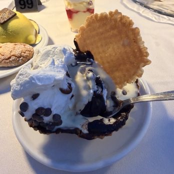 Cala di Lepre - Gelato sundae - Hotels Near Me - Palau, OT