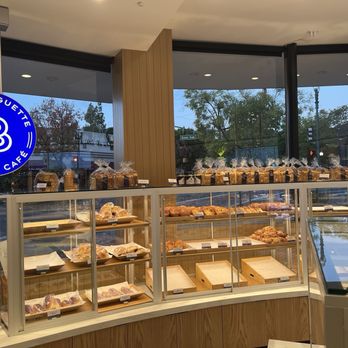 Paris Baguette - Bakeries Near Me - Montrose, California