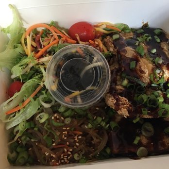 Bae Bae's Kitchen - Base: Glass noodles Dish: Fried tofu (yuba) Side: Seaweed salad - Korean Near Me - Pittsburgh, Pennsylvania Bae Bae's Kitchen - Base: Glass noodles Dish: Fried tofu (yuba) Side: Seaweed salad - Korean Near Me - Pittsburgh, Pennsylvania