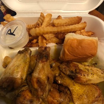 Chics Catering And Bakery - Lemon pepper chicken wings - Fast Food Near Me - Natchez, Mississippi Chics Catering And Bakery - Lemon pepper chicken wings - Fast Food Near Me - Natchez, Mississippi