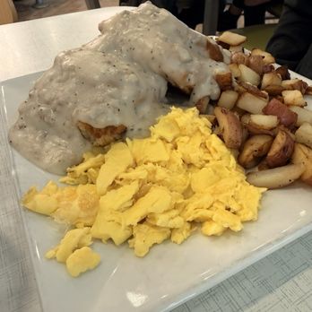 Anna's House - Holland - Farmhouse Chicken N' Biscuits - Breakfast & Brunch Near Me - Holland, Michigan