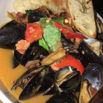 Rock Sea's - Their mussels! - New American Near Me - Hopland, California