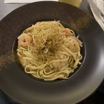 DoubleTree by Hilton Hotel Edinburgh City Centre - Shrimp and pasta at the Monboddo restaurant in the hotel - Hotels Near Me - Edinburgh, EDH