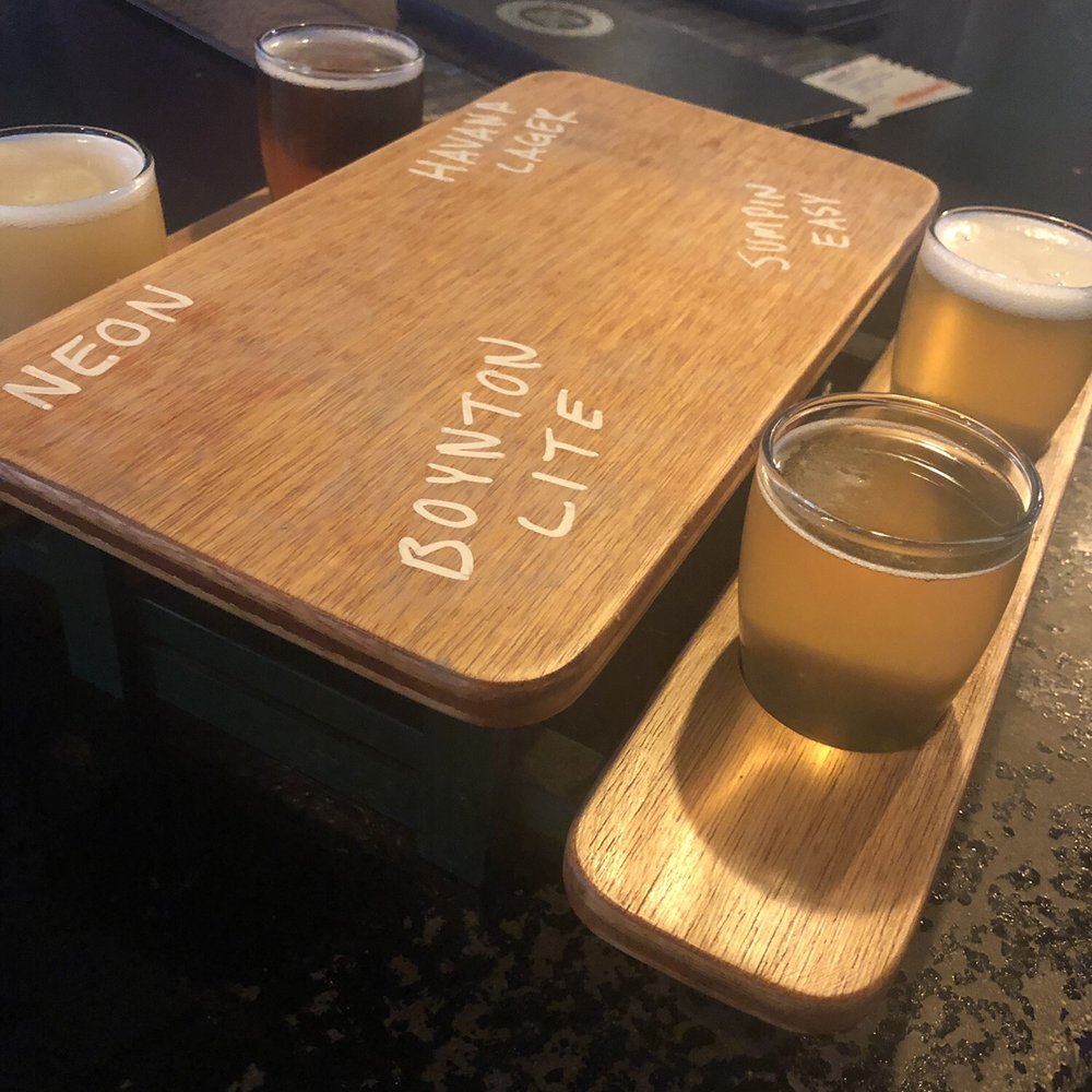 DAS Beer Garden - Sports Bars Near Me - Jupiter, Florida DAS Beer Garden - Sports Bars Near Me - Jupiter, Florida