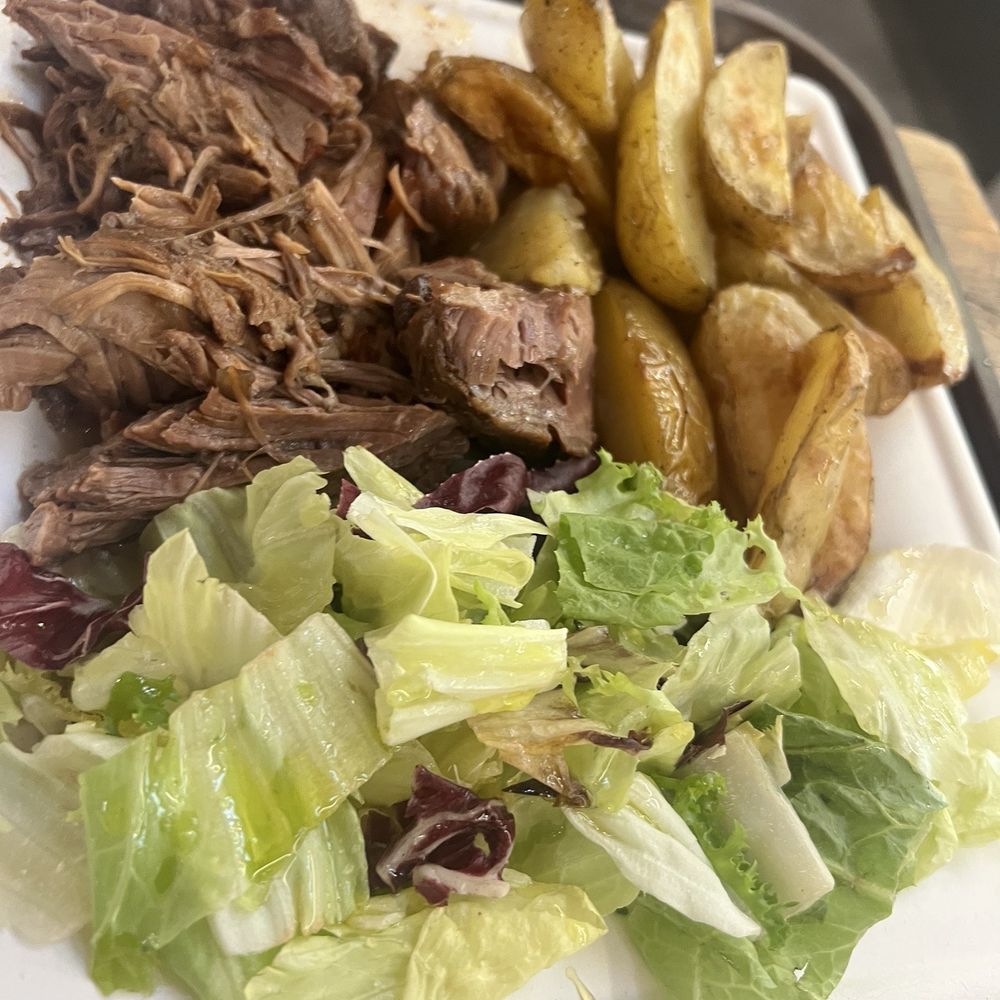 Mercato Centrale - Braised beef with potatoes - Patisserie/Cake Shop Near Me - Rome, RM