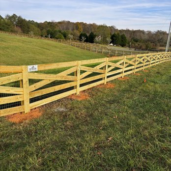 North Hall Fence - Cross Buck Fence - Fences & Gates Near Me North Hall Fence - Cross Buck Fence - Fences & Gates Near Me