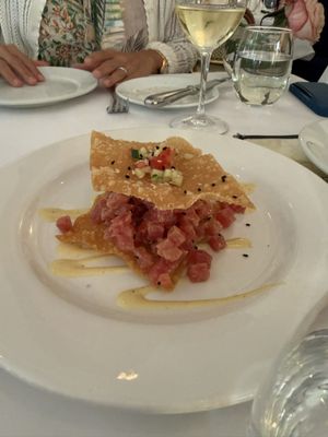 Le Bilboquet by null