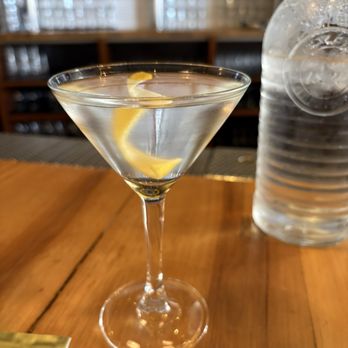 Connie & Ted's - Beefeater gin martini (happy hour) - Seafood Near Me - West Hollywood, California Connie & Ted's - Beefeater gin martini (happy hour) - Seafood Near Me - West Hollywood, California