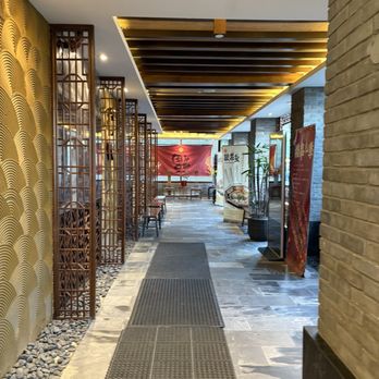 XiangZi Hotpot - Entrance - beautiful, grand and spacious! - Hot Pot Near Me - Markham, Ontario XiangZi Hotpot - Entrance - beautiful, grand and spacious! - Hot Pot Near Me - Markham, Ontario