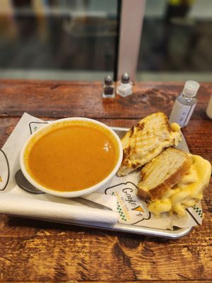 Gayle V's Best Ever Grilled Cheese by null