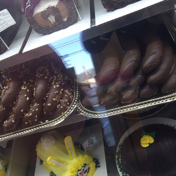Baskin-Robbins - Chocolate covered bananas - Ice Cream & Frozen Yogurt Near Me - Burbank, California