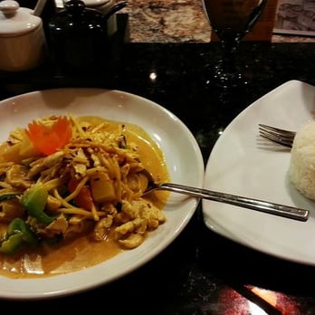 Bangkok Square - Thai red curry with chicken. - Thai Near Me - Gainesville, Florida