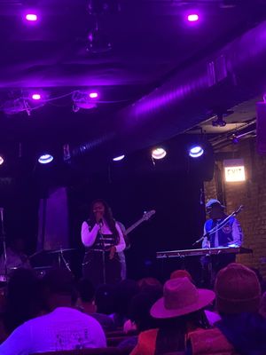 BASSLINE || 2239 - CHICAGO by null