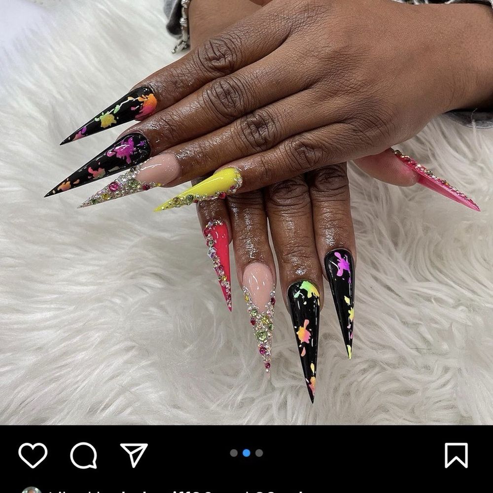 209 Nails Lounge - Nail Salons Near Me - Stockton, California