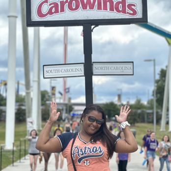 Carowinds - Carowinds - A North/South Carolina Treat - Amusement Parks Near Me - Charlotte, North Carolina