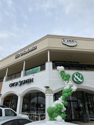 Crisp and Green by null